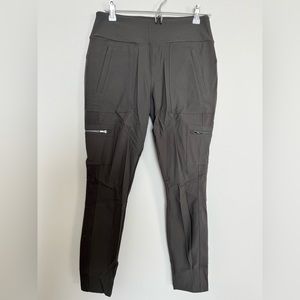 Athleta Highland Hybrid Dark Gray leggings Size 10